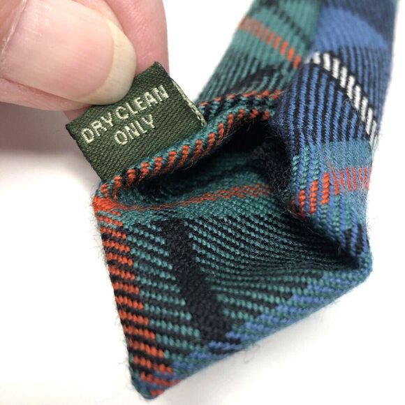 Lochcarron of Scotland Tartan Neck Tie Highlander Collection 100% New Pure Wool - Picture 8 of 9